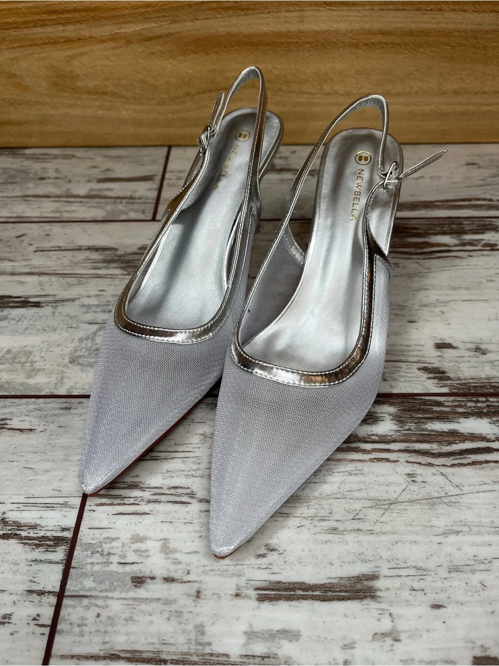Newbella Womens 8.5 Silver Mesh Pointed Toe Slingback Heels 3